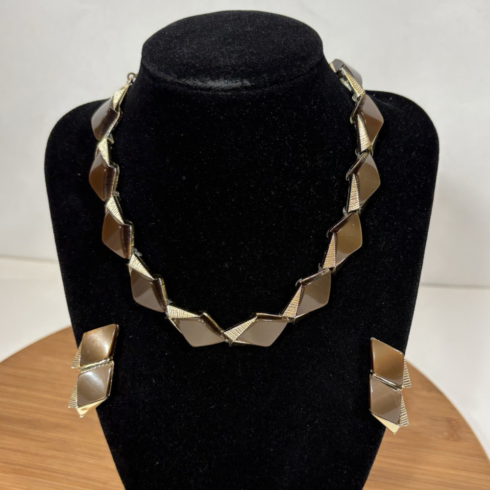 Brown Thermoset Necklace and Clip Earrings Moonglow Vintage Gold Tone Set Retro